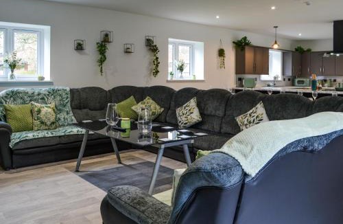 Hornsea House | The Stables