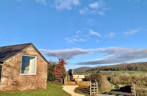 Abergavenny House | The Stables