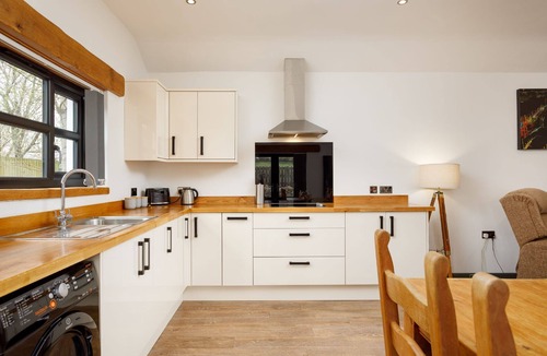 Penhallow Cottage | The Stables - Spacious Cottage with Hot Tub