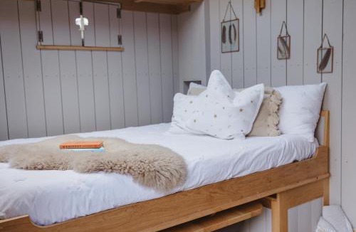 Winestead House | The Starlight Hideaway