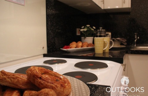 Birkenhead Apartment | The Studios @ Liverpool House - Studio 3