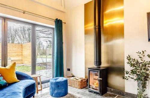Warminster House | The Telephone Exchange