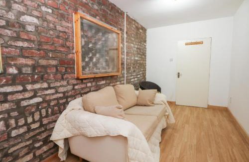 Warrington House | The Toolshed