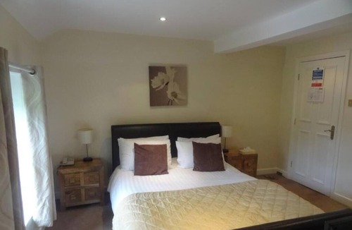 Carlton-in-Cleveland Hotel | The Treebridge Hotel