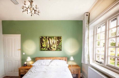 New Forest District Hotel | The Trusty Servant