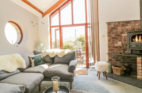 Tresmeer House | The Wagon House