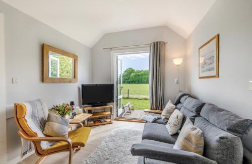 Abbess Roding House | The Warren