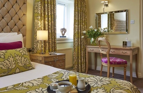 Saddleworth House | The White Hart