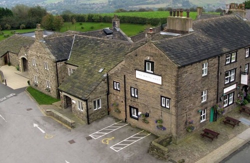 Saddleworth House | The White Hart