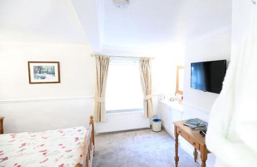 Pateley Bridge Hotel | The Willow Restaurant B&B