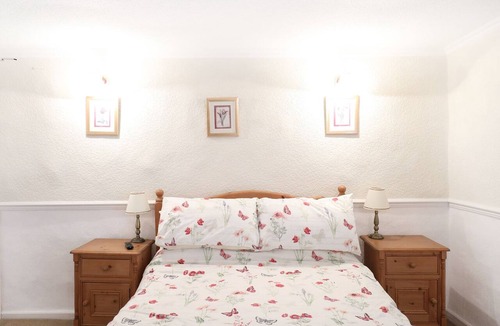 Pateley Bridge House | The Willow Restaurant B&B