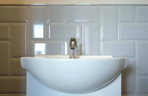 Bradley Stoke Apartment | The Willow - Studio 23