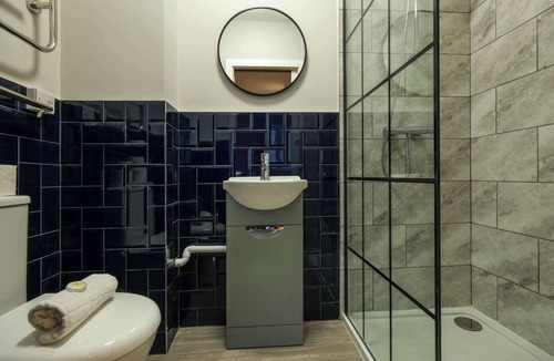 Bradley Stoke Apartment | The Willow - Studio 26