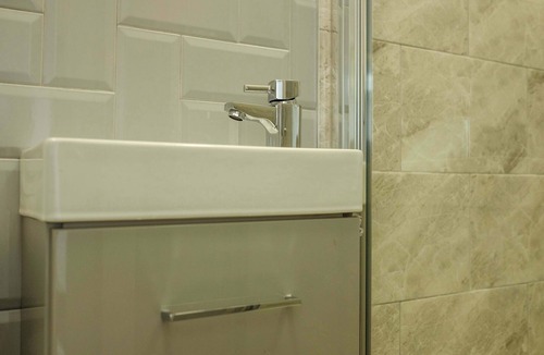 Bradley Stoke Apartment | The Willow Studios - Flat 7