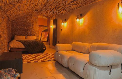 Brecon Apartment | The Wine Cellar