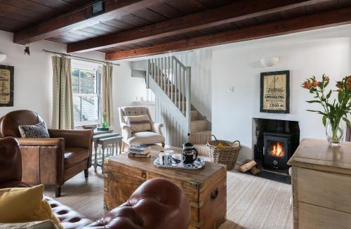 Mevagissey House | Thimble Cottage