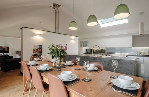 Arthog Cottage | This striking home is ideally located between the beach and the hills.