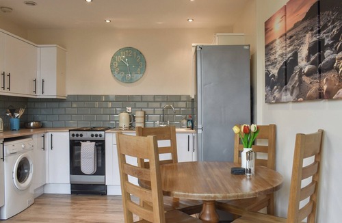 Scarborough Cottage | This well-presented, first floor apartment is centrally located in Scarborough.