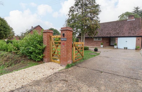 Diss House | Three Ways