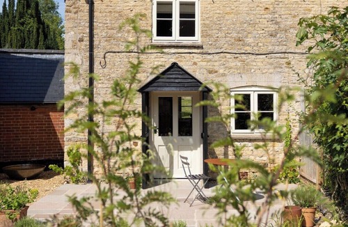 Bulwick House | Thyme Cottage Bulwick | Cosy 2-Bed Village Stay