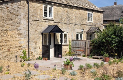 Bulwick House | Thyme Cottage Bulwick | Cosy 2-Bed Village Stay