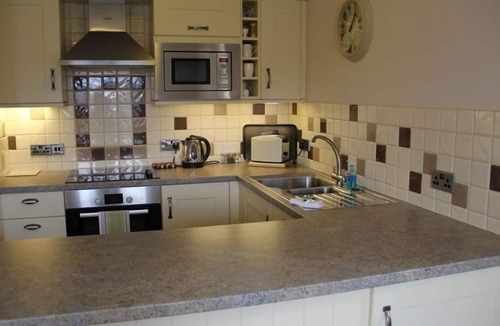 Windermere Cottage | THYME COTTAGE, with a garden in Windermere