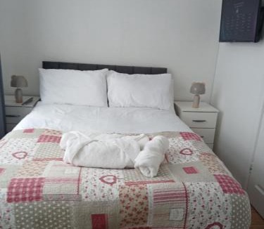 Dagenham House | Time Space Bliss