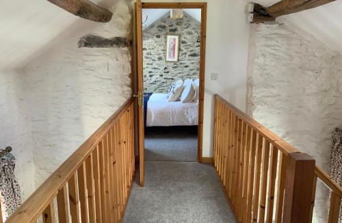Llanycil House | Tithe Barn 1 - Abercelyn Cottages - Llanycil - Bala - LL23 7YF - UK