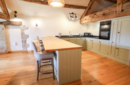 Melbourne House | Tithe Barn