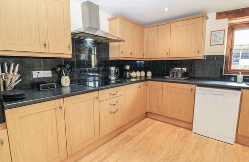 Chipping Norton Cottage | Tithe Barn, Lyneham