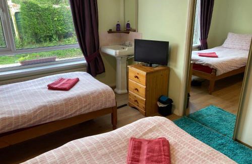 Fivelanes House | Travellers Rest