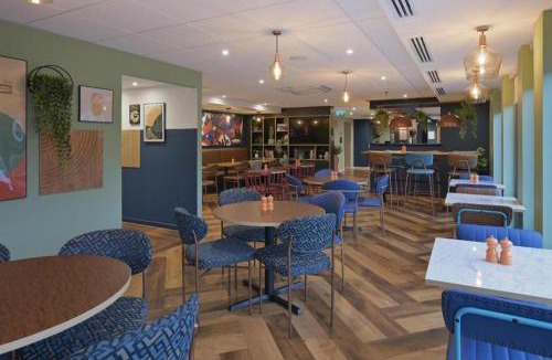 Harrogate Hotel | Travelodge Harrogate West Park