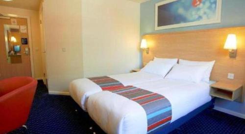 Thrapston Hotel | Travelodge Kettering Thrapston