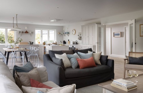 Constantine Bay Cottage | Treglyn - Constantine Bay - sleeps 10 guests in 4 bedrooms