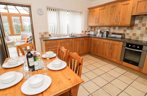 Bala House | Tremyfron, Bala, Gwynedd 3 bed