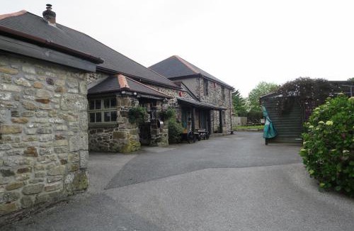 Redruth Hotel | Tricky's Hotel