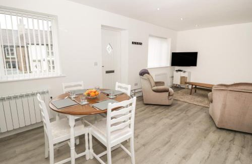 Llanfechell House | Trigfa