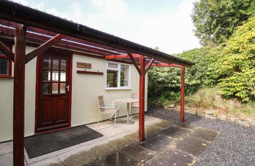 Llanwrthwl House | Trout Cottage