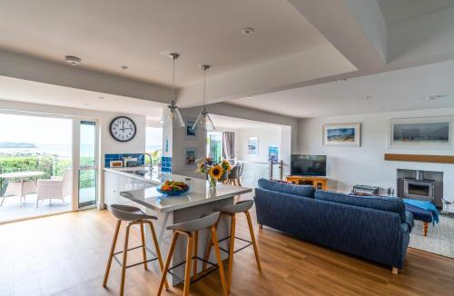 Thurlestone House | Two Hoots