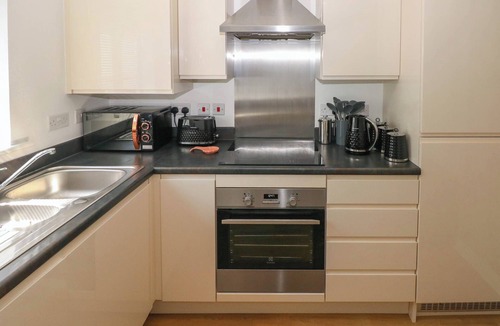 Llanelli Cottage | Ty Bach Twt Llanelli