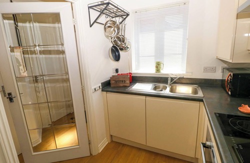 Llanelli Cottage | Ty Bach Twt Llanelli
