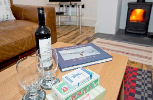 Llandwrog House | Ty Cai
