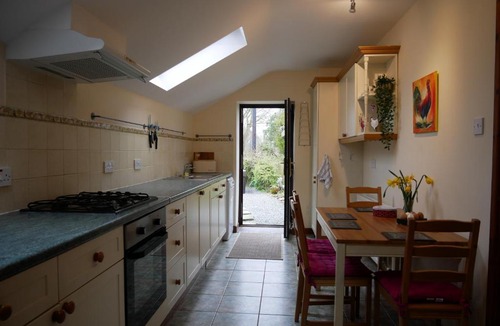 Llanon House | Ty Clyd