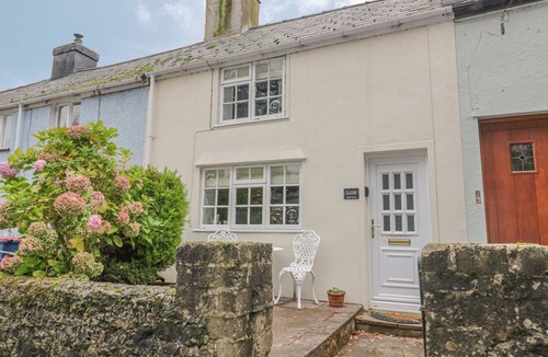 Beaumaris Cottage | TY COED, pet friendly, character holiday cottage in Beaumaris