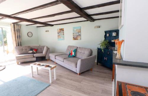 Bryngwran House | Ty Crigyll