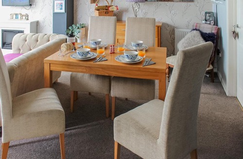 Felinfach House | Tyglyn Cottage