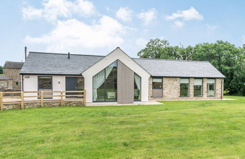 Carnforth Cottage | UK34190 - Gowan View