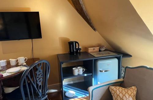 Blandford Forum Bed & Breakfast | Under The Thatch at Rose House