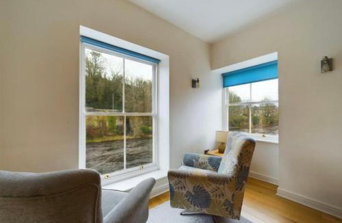 Barnard Castle House | Unique house on riverside - castle views - Barnard Castle