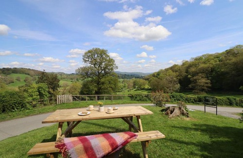 Kingswood House | Upper Pandy Farm